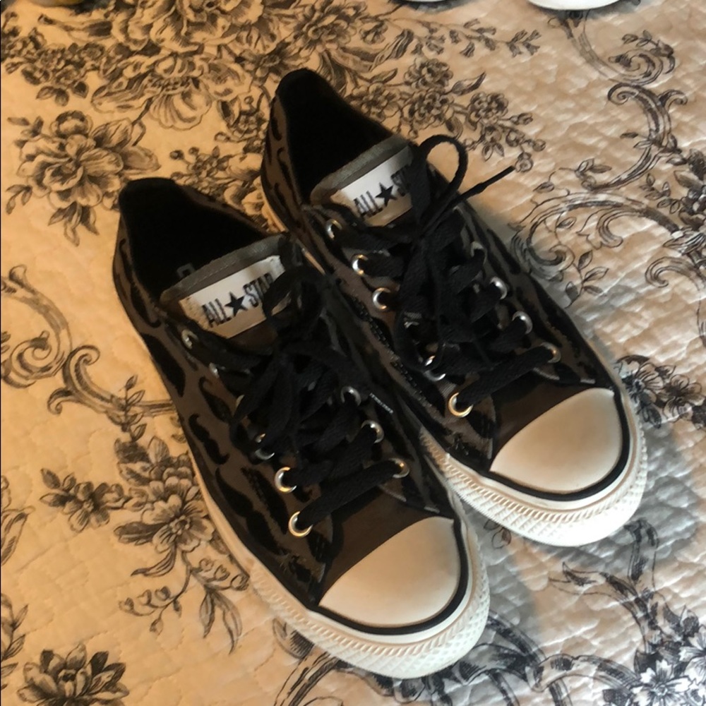 Converse women’s mustache all star